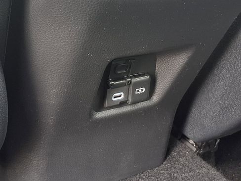 Certified 2025 Toyota RAV4 XLE w/ Convenience Package image 24