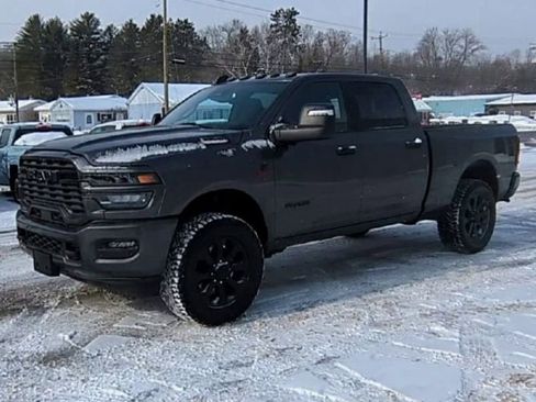 Used 2025 RAM 3500 Big Horn image 4