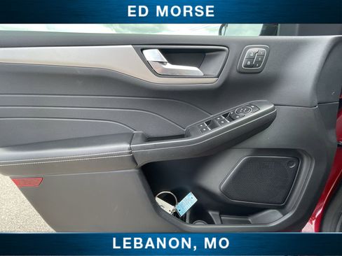 Used 2022 Ford Escape SEL w/ Technology Package AWD/4WD image 21
