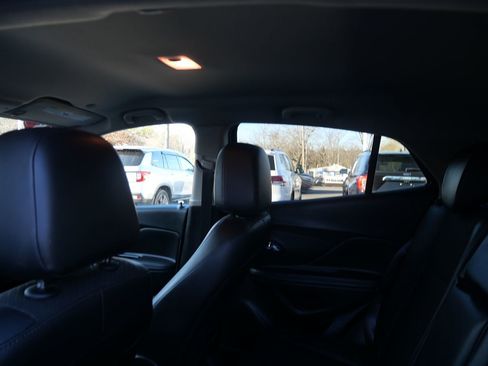 Used 2018 Buick Encore Preferred image 20