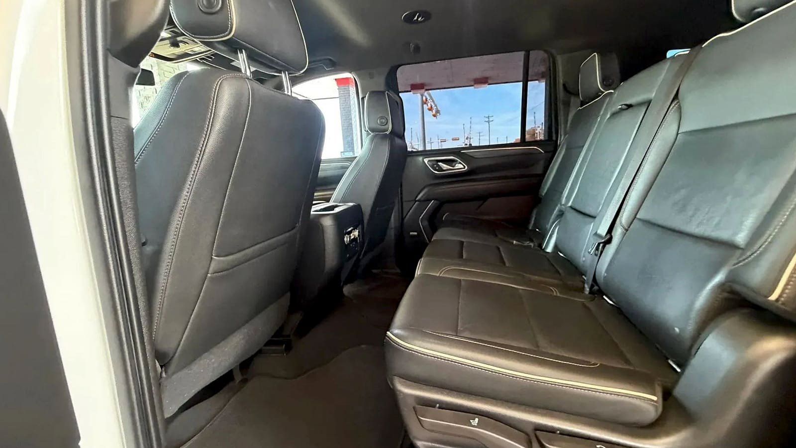 Used 2021 GMC Yukon XL SLT RWD image 29