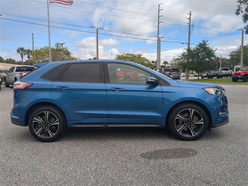Used 2020 Ford Edge ST image 18