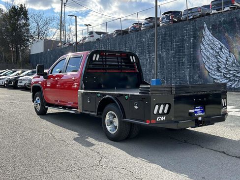 Used 2024 Chevrolet Silverado 3500 LT w/ Convenience Package image 5