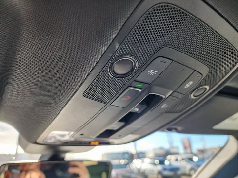 Used 2025 Audi Q3 2.0T Premium image 27