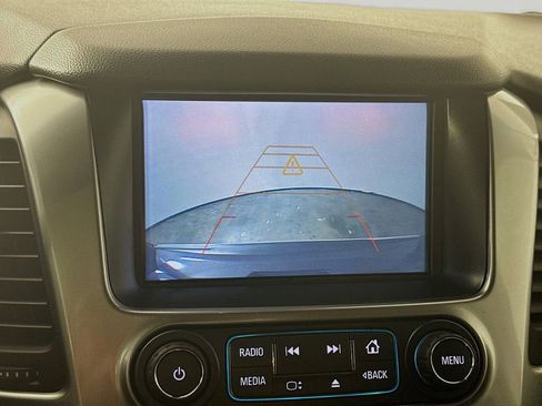 Used 2018 Chevrolet Tahoe Premier AWD/4WD image 14