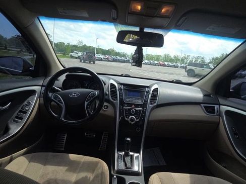 Used 2013 Hyundai Elantra GT w/ Touch & Go Pkg FWD image 14