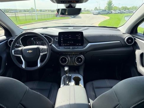 Used 2024 Chevrolet Blazer LT w/ Sound & Technology Package AWD/4WD image 6