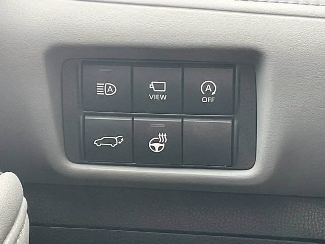Used 2024 Toyota Highlander Limited AWD/4WD image 38