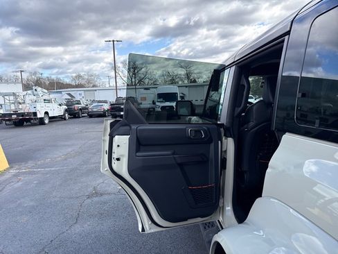 New 2025 Ford Bronco Raptor image 22