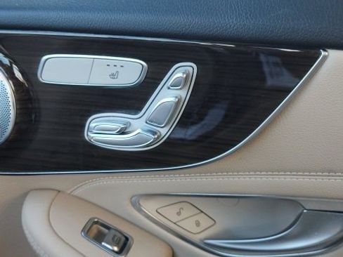 Used 2018 Mercedes-Benz C 300 C 300 image 17