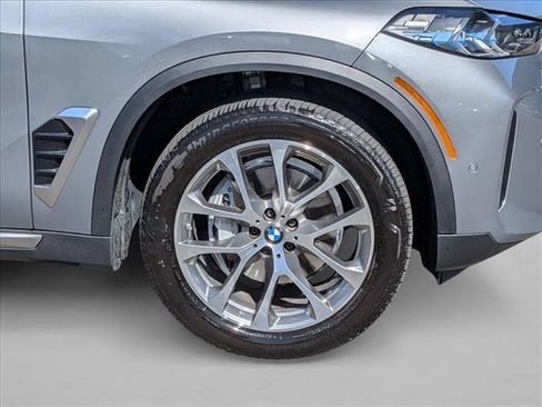 Used 2026 BMW X5 xDrive40i AWD/4WD image 26