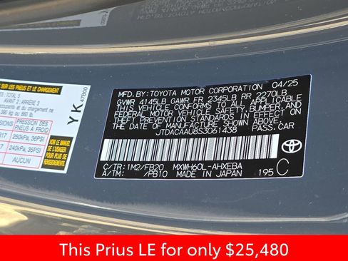 Used 2025 Toyota Prius LE image 40