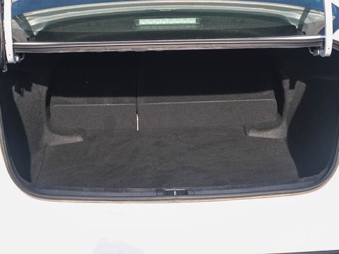 Used 2024 Toyota Corolla LE image 25