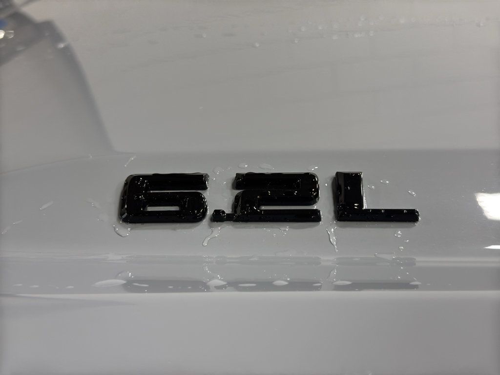 Used 2024 Chevrolet Silverado 1500 RST w/ Convenience Package II AWD/4WD image 10