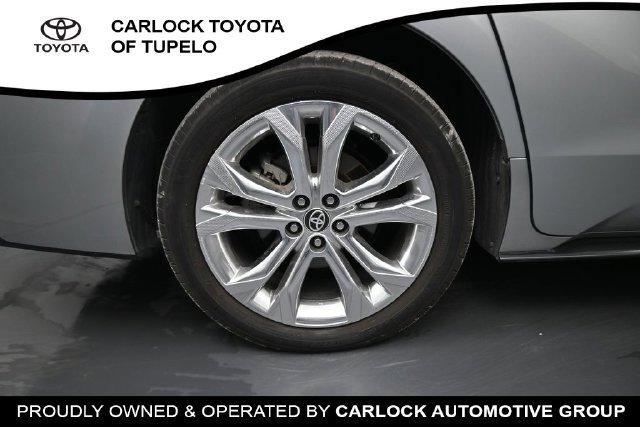 Used 2023 Toyota Sienna Platinum FWD image 45