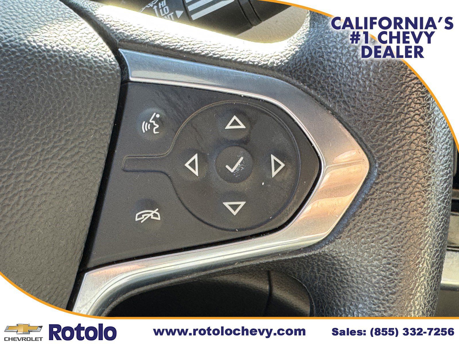 Used 2022 Chevrolet Traverse LS FWD image 23