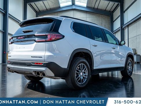 Used 2025 GMC Acadia Elevation image 33