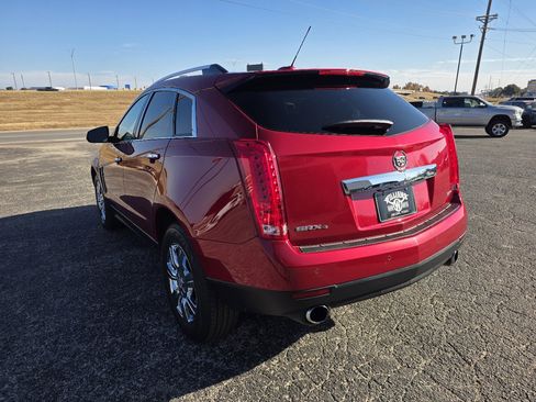 Used 2016 Cadillac SRX Luxury image 5