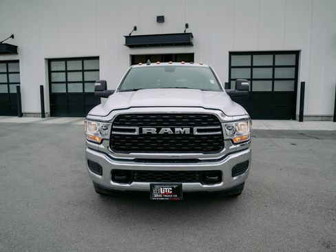 Used 2024 RAM 3500 SLT w/ Quick Order Package 2YG SLT image 2