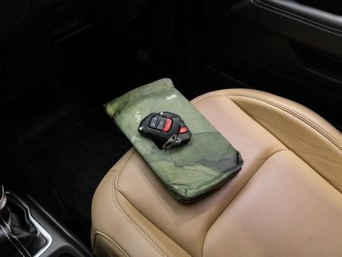 Used 2019 Jeep Wrangler Unlimited Rubicon AWD/4WD image 74