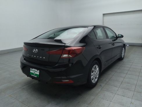 Used 2020 Hyundai Elantra SE w/ Cargo Package (C1) FWD image 9