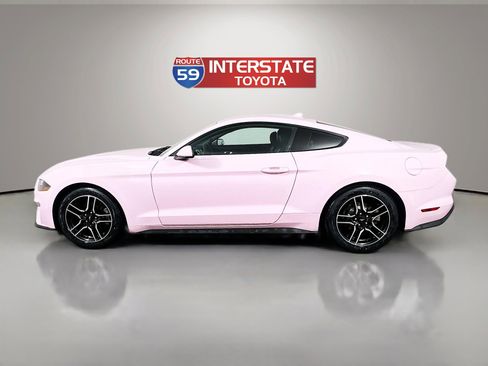 Used 2022 Ford Mustang Premium RWD image 4