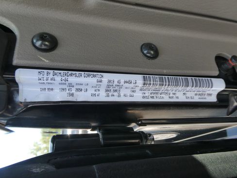 Used 2004 Jeep Wrangler Sahara AWD/4WD image 10