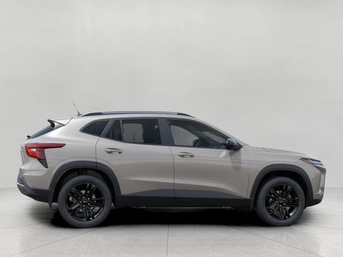 New 2026 Chevrolet Trax ACTIV w/ Driver Confidence Package FWD image 5