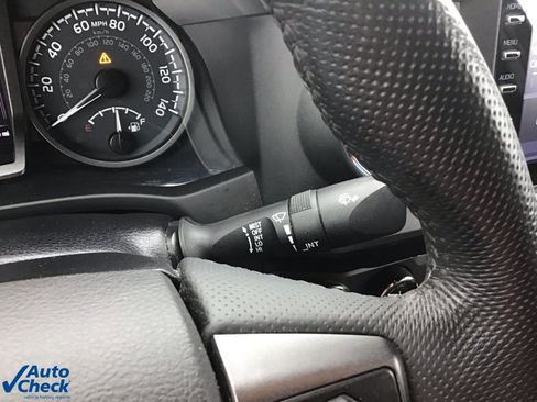 Used 2023 Toyota Tacoma TRD Off-Road image 30