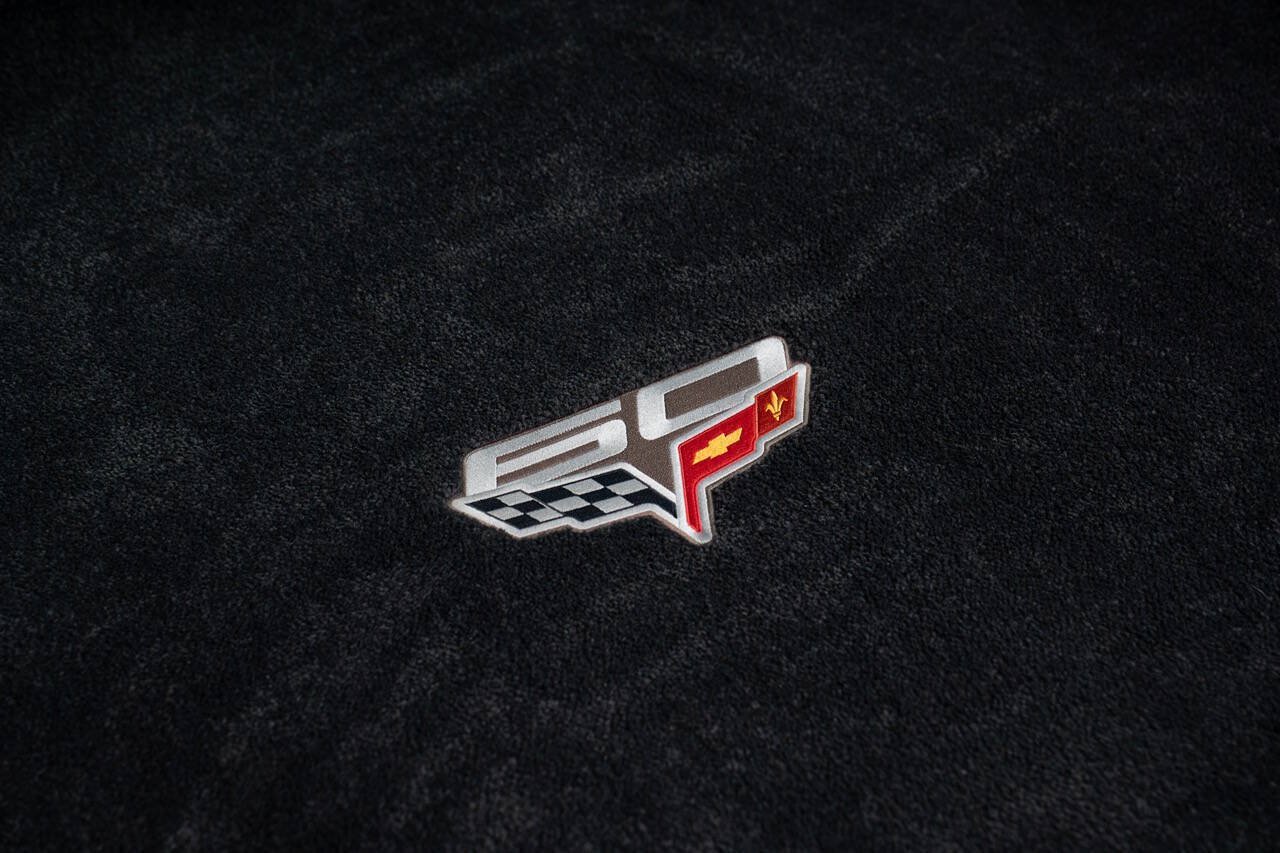 Used 2013 Chevrolet Corvette Grand Sport w/ 4LT Preferred Equipment Group RWD image 76