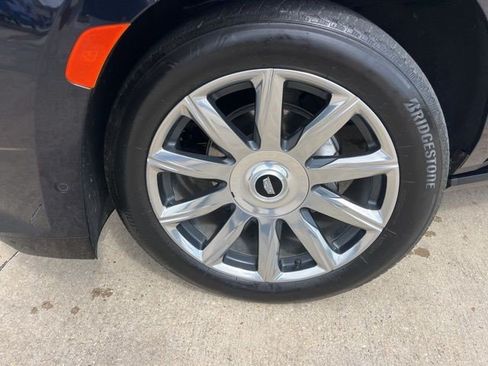 Certified 2023 Cadillac Escalade ESV Premium Luxury Platinum RWD image 26