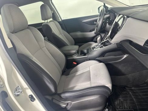 Used 2025 Subaru Outback Premium AWD/4WD image 26