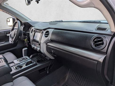 Used 2016 Toyota Tundra SR5 w/ SR5 Upgrade Package image 20