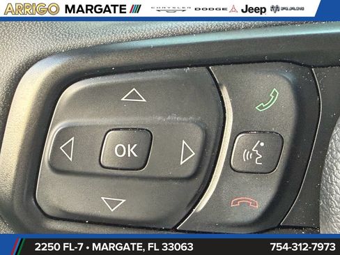 Used 2023 Jeep Wrangler Unlimited Sport AWD/4WD image 30