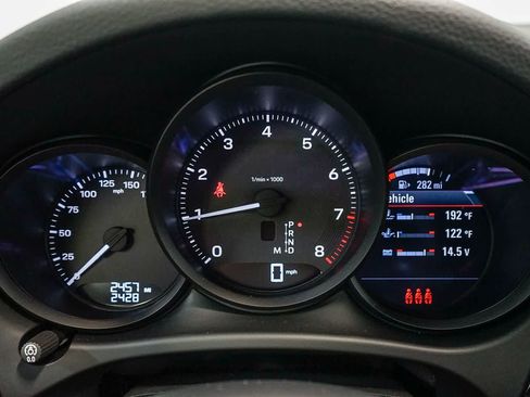 Certified 2026 Porsche Macan AWD/4WD image 28
