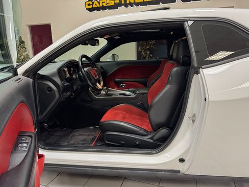 Used 2019 Dodge Challenger R/T Scat Pack w/ Plus Package image 15