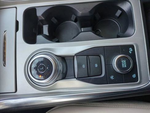Used 2024 Ford Explorer XLT w/ Equipment Group 202A image 12