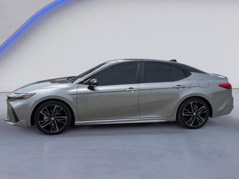 Used 2025 Toyota Camry XSE FWD image 13
