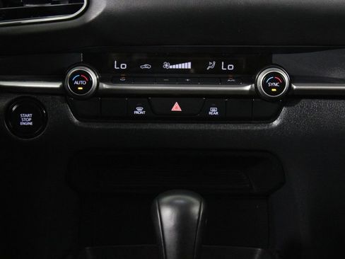 Used 2021 MAZDA CX-30 AWD 2.5 S w/ Select Package image 21