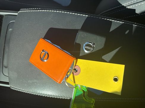 Certified 2023 Volvo C40 P8 Recharge Plus w/ Protection Package Premier image 27