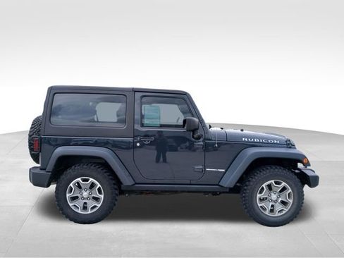 Used 2018 Jeep Wrangler Rubicon w/ Power Convenience Group image 6