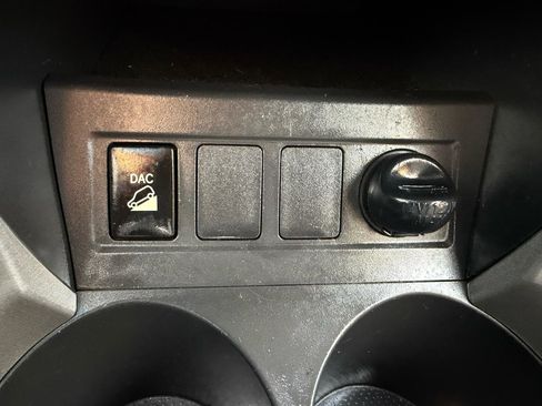 Used 2008 Toyota RAV4 Base V6 4WD image 21