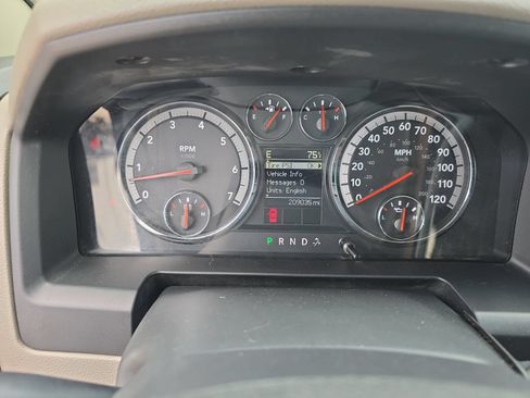Used 2012 RAM 1500 Classic SLT AWD/4WD image 20