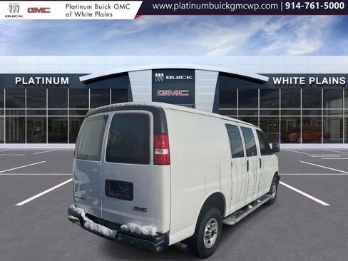 Used 2024 GMC Savana 2500 w/ Driver Convenience Package image 7