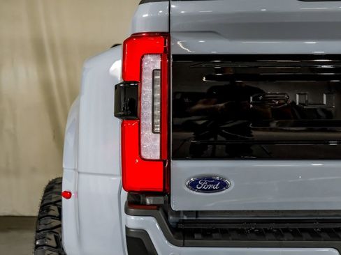 Used 2026 Ford F450 Platinum image 42