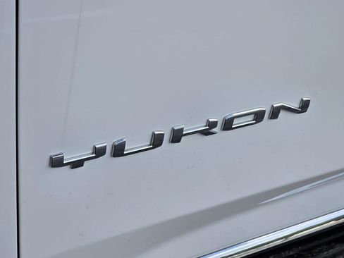 Used 2022 GMC Yukon XL SLT RWD image 32