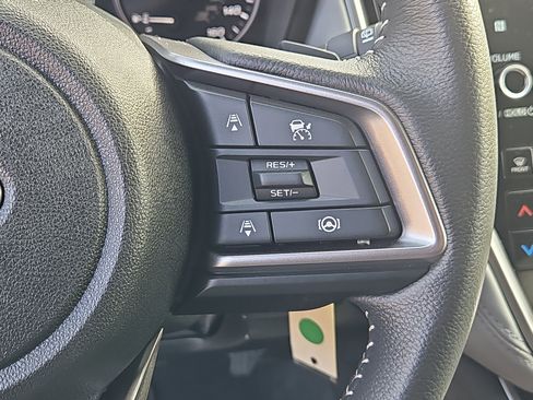 Certified 2025 Subaru Outback Premium image 15