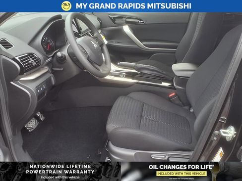 New 2025 Mitsubishi Eclipse Cross ES image 11