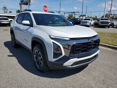 New 2026 Chevrolet Equinox ACTIV w/ Convenience Package III AWD/4WD image 8