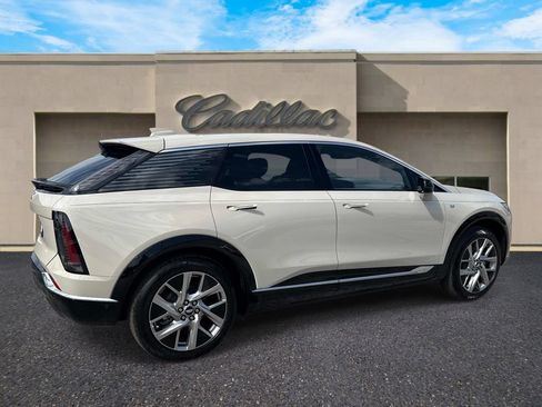 New 2027 Cadillac Optiq Premium Luxury RWD image 3